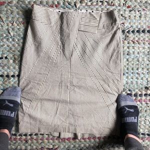 Adorable anthropology Pencil skirt!